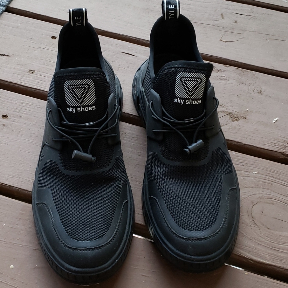 Hot Wind Sky Shoes NEW